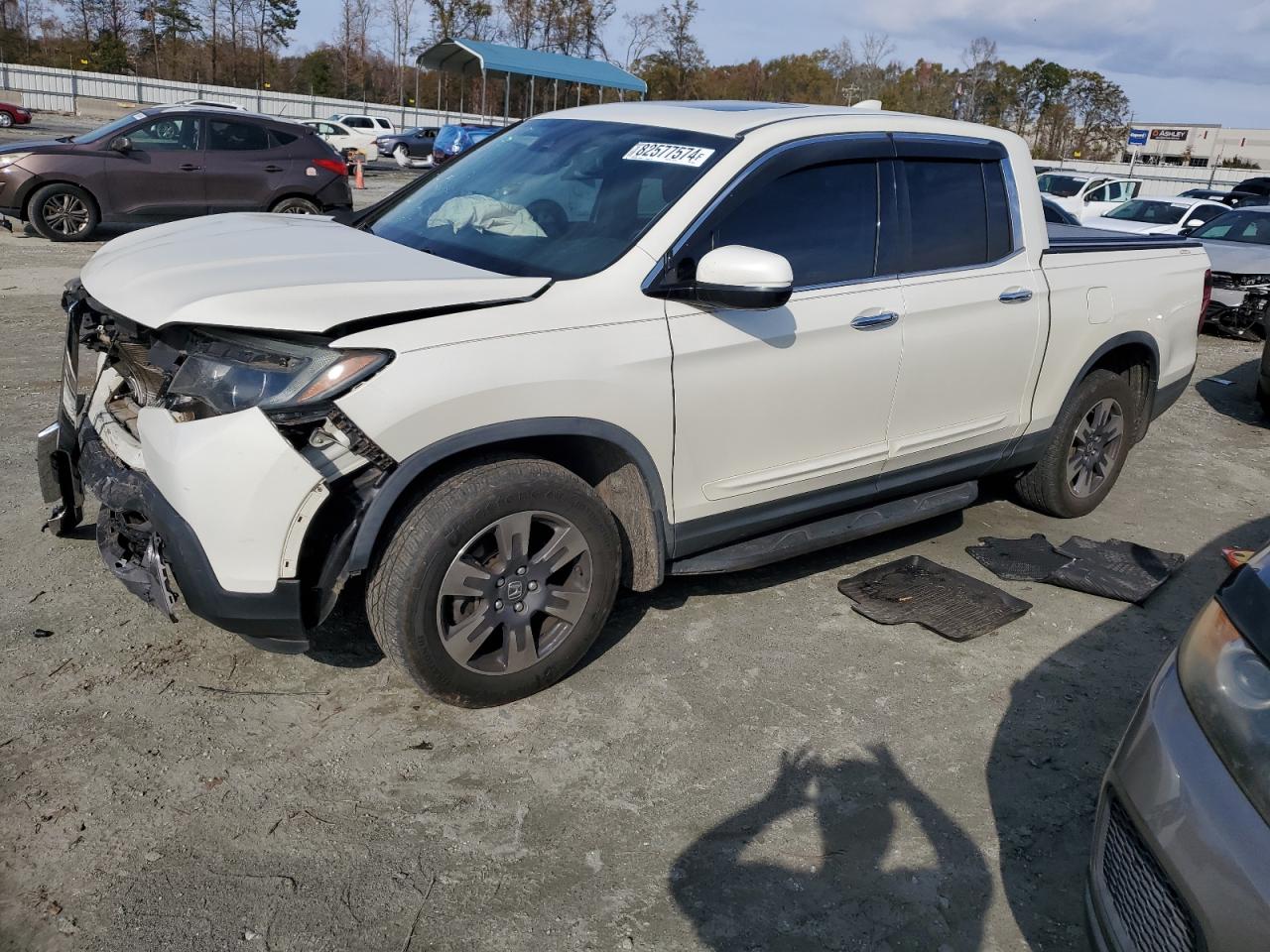 2018 Honda Ridgeline VIN 5FPYK3F7XJB002884