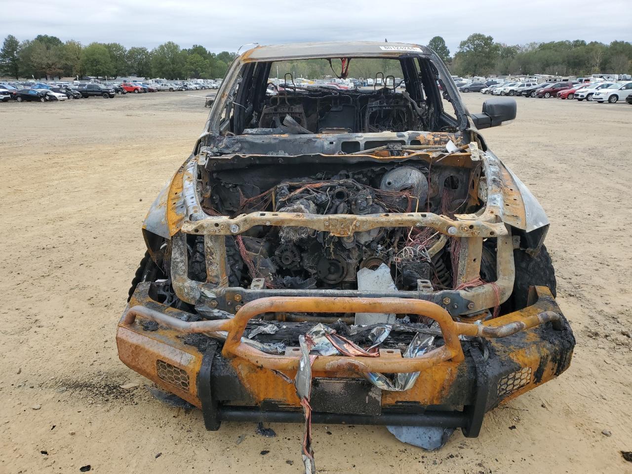 2016 RAM 1500 VIN 1C6RR7LM8GS288604 Copart auction photo, burn damage thumbnail 5