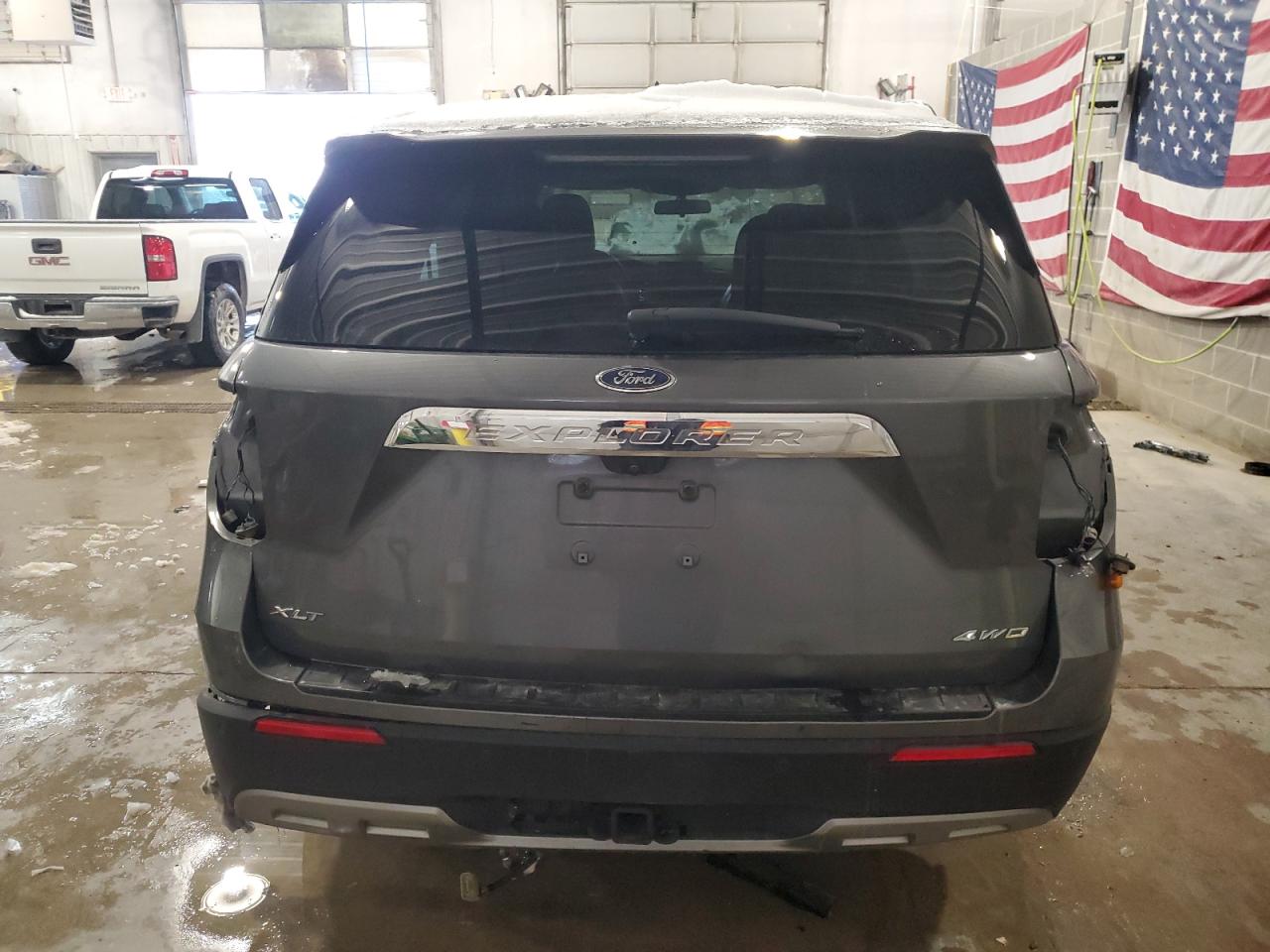 2021 Ford Explorer VIN 1FMSK8DH7MGA30641 Copart auction photo, front end / rear end damage thumbnail 6