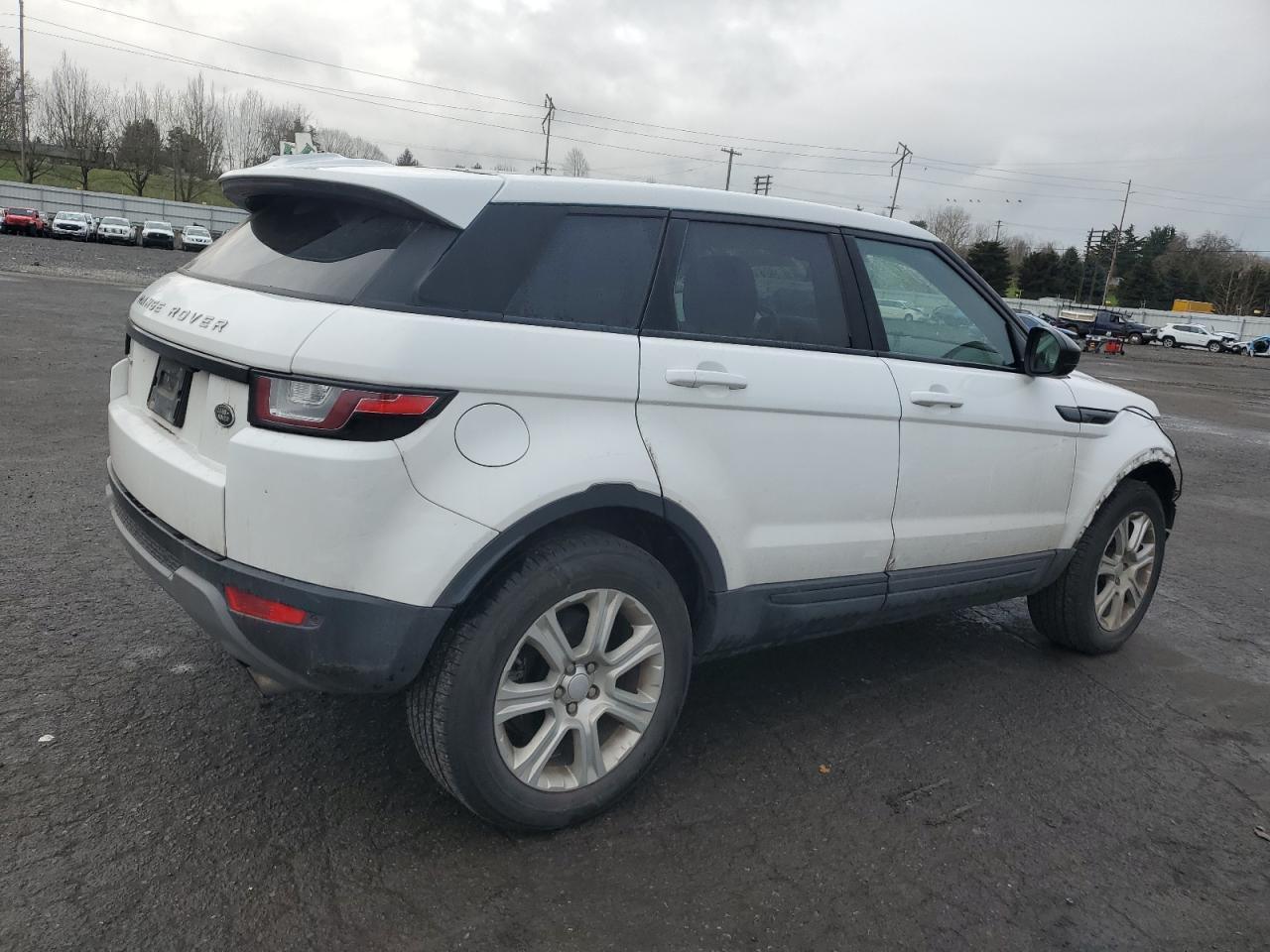 2018 Land Rover Range Rover VIN SALVP2RX9JH269087 Copart auction photo, front end damage thumbnail 3