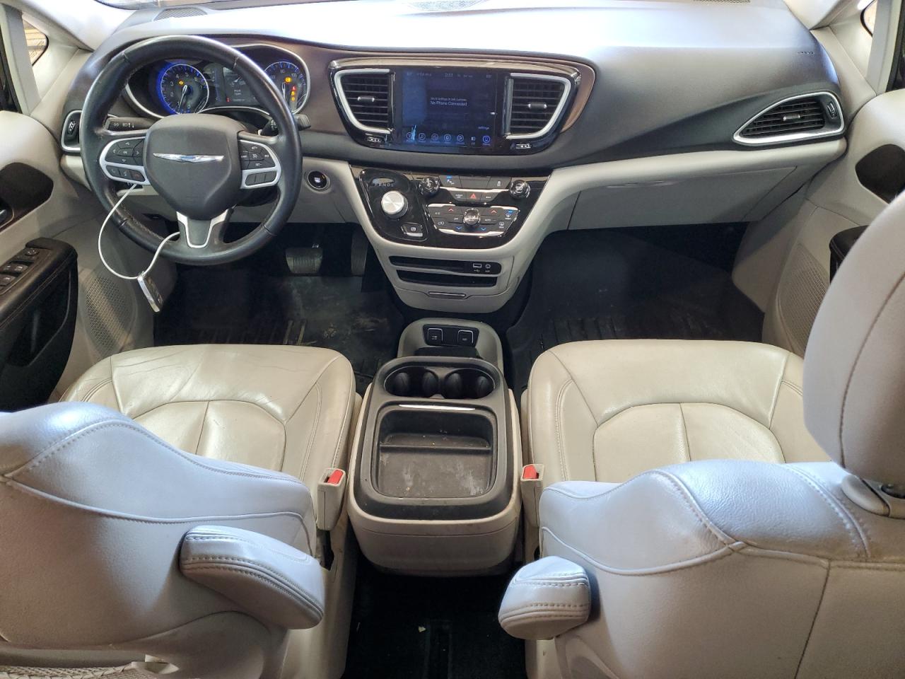 2017 Chrysler Pacifica VIN 2C4RC1BG3HR654135 Copart auction photo, front end damage thumbnail 8
