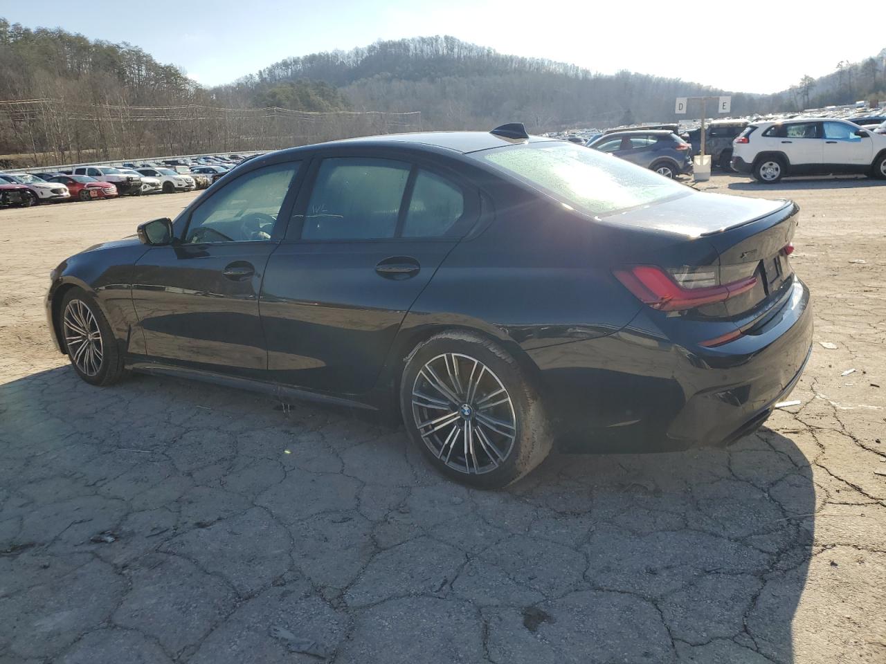 2022 BMW M3 VIN 3MW5U9J06N8C70647 Copart auction photo, water/flood damage thumbnail 2