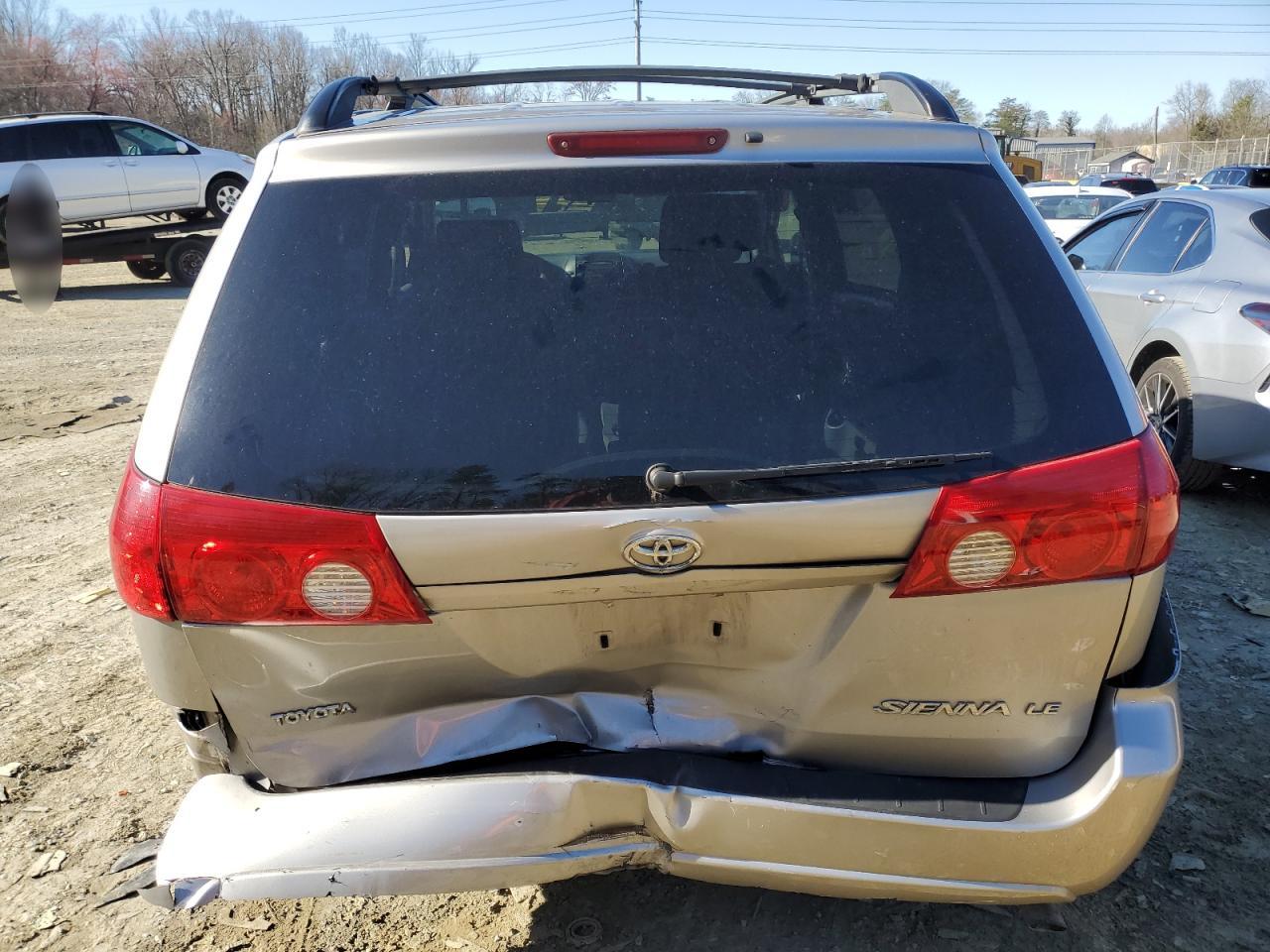 2006 Toyota Sienna VIN 5TDZA23C66S482095 Copart auction photo, rear end damage thumbnail 6