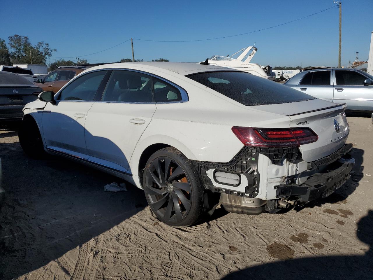 2019 Volkswagen Arteon VIN WVWFR7AN2KE024633 Copart auction photo, front end / rear end damage thumbnail 2