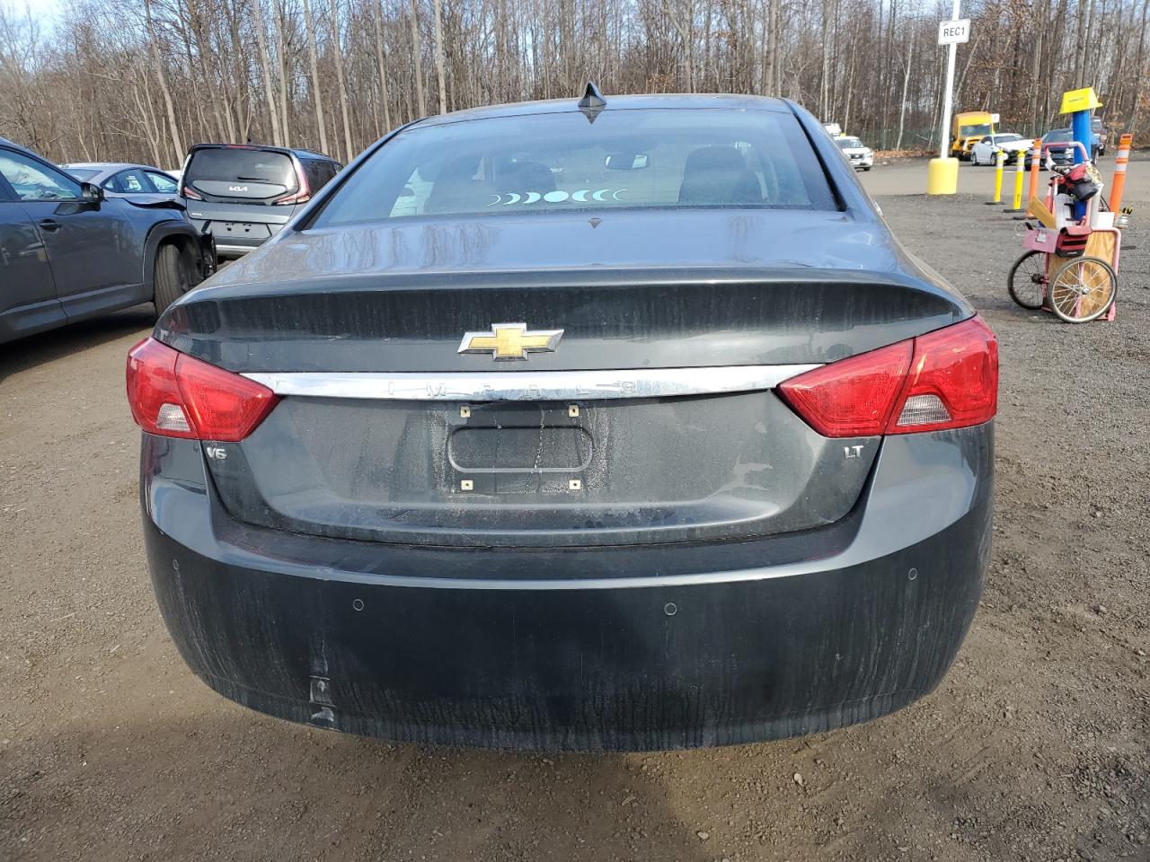 2015 Chevrolet Impala VIN 2G1125S38F9228418 Copart auction photo, front end / side damage thumbnail 6