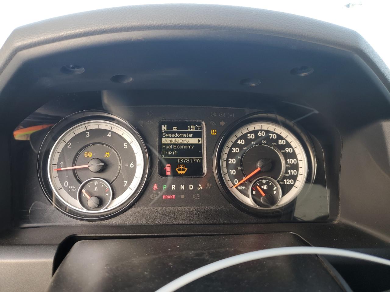 2018 RAM 2500 VIN 3C6UR5CJ2JG403362 Copart auction photo, front end damage thumbnail 9