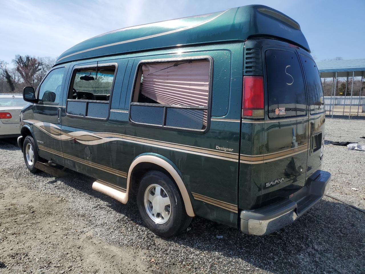 2002 GMC Savana VIN 1GDFG15R521206037 Copart auction photo, front end / undercarriage damage thumbnail 2