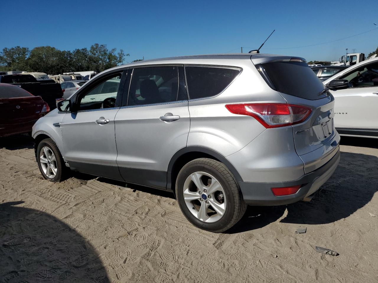 2016 Ford Escape VIN 1FMCU0G77GUB22275 Copart auction photo, front end damage thumbnail 2
