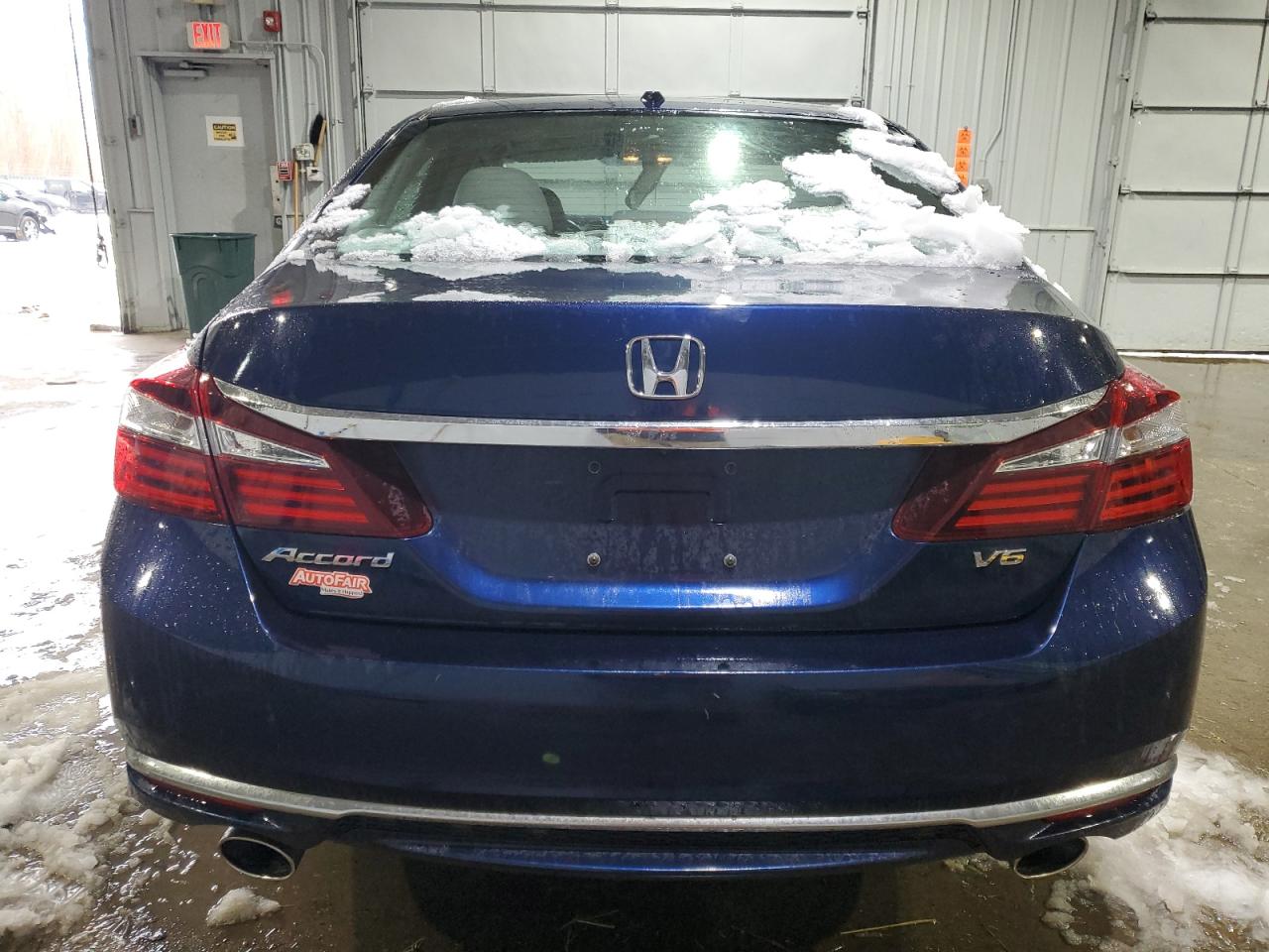 2017 Honda Accord VIN 1HGCR3F86HA001274 Copart auction photo, front end / rear end damage thumbnail 6
