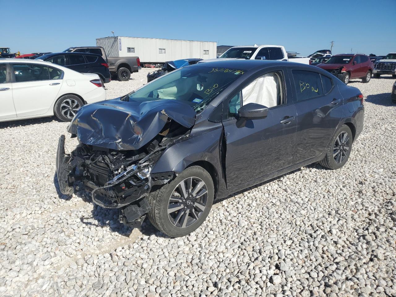 2021 Nissan Versa VIN 3N1CN8EV4ML818506