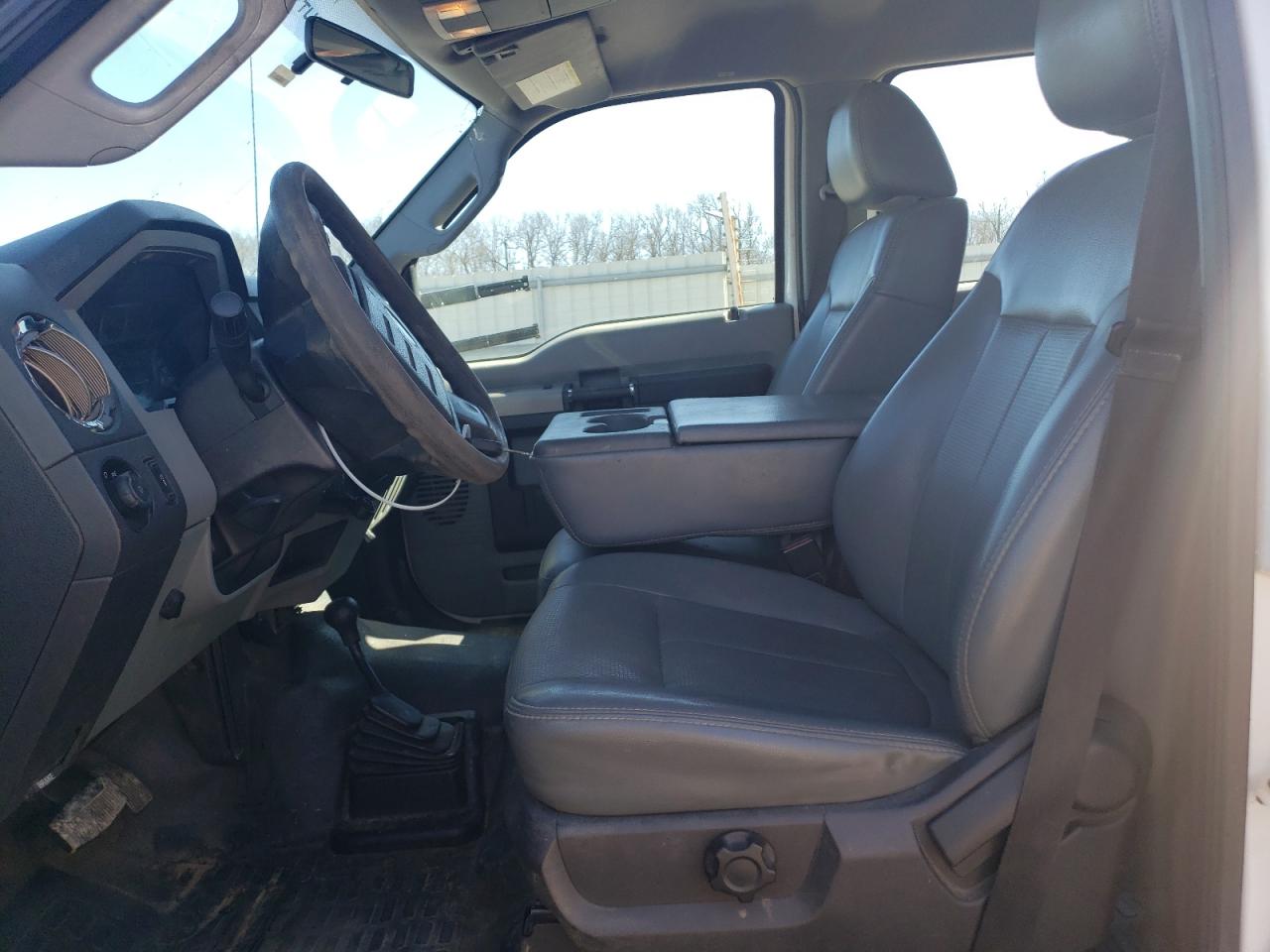 2011 Ford F250 VIN 1FT7X2BT0BEB88568 Copart auction photo, front end / hail damage thumbnail 7