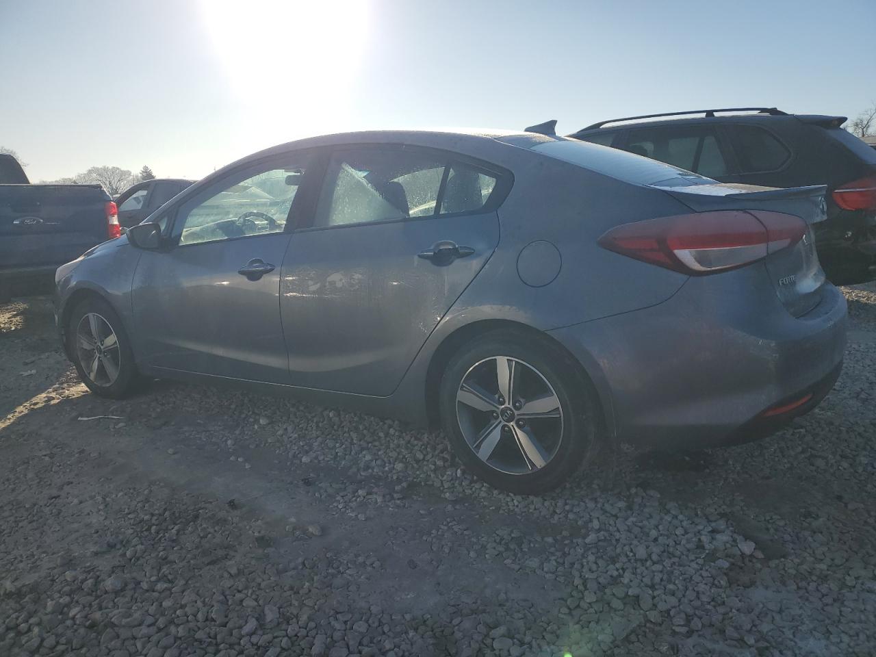 2018 KIA Forte VIN 3KPFL4A72JE280985 Copart auction photo, front end damage thumbnail 2