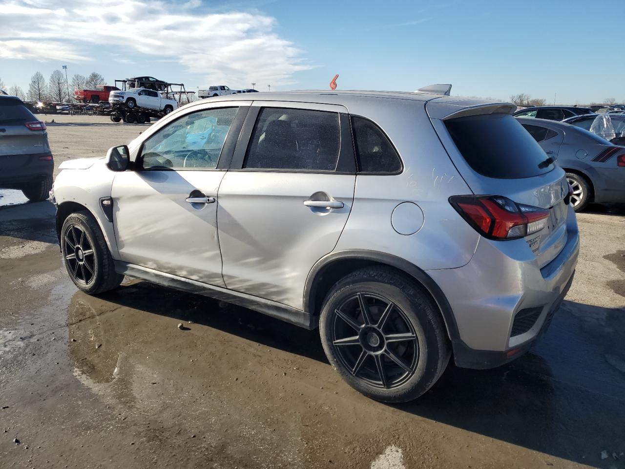 2021 Mitsubishi Outlander VIN JA4APUAU5MU029172 Copart auction photo, front end damage thumbnail 2