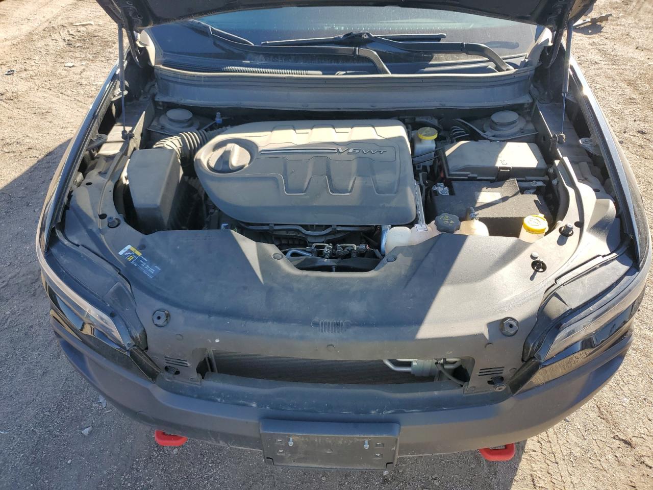 2019 Jeep Cherokee VIN 1C4PJMBX6KD452558 Copart auction photo, rear end / side damage thumbnail 12