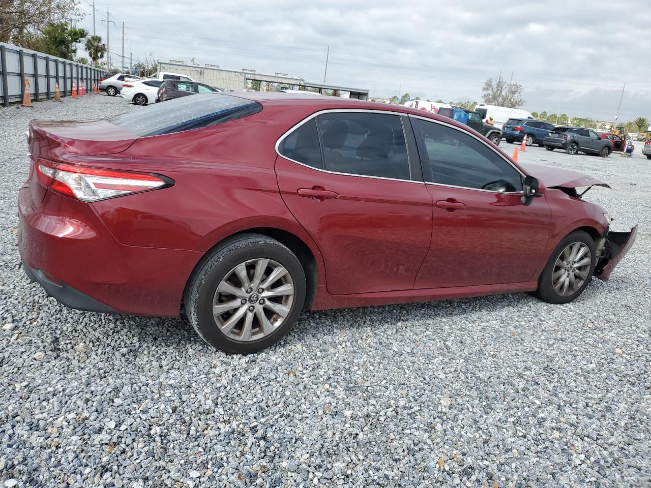 2018 Toyota Camry VIN 4T1B11HK0JU642757 Copart auction photo, front end damage thumbnail 3
