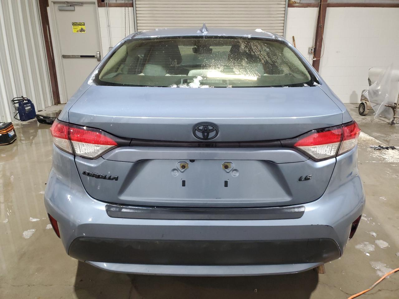 2022 Toyota Corolla VIN JTDEPMAEXNJ212702 Copart auction photo, front end damage thumbnail 6