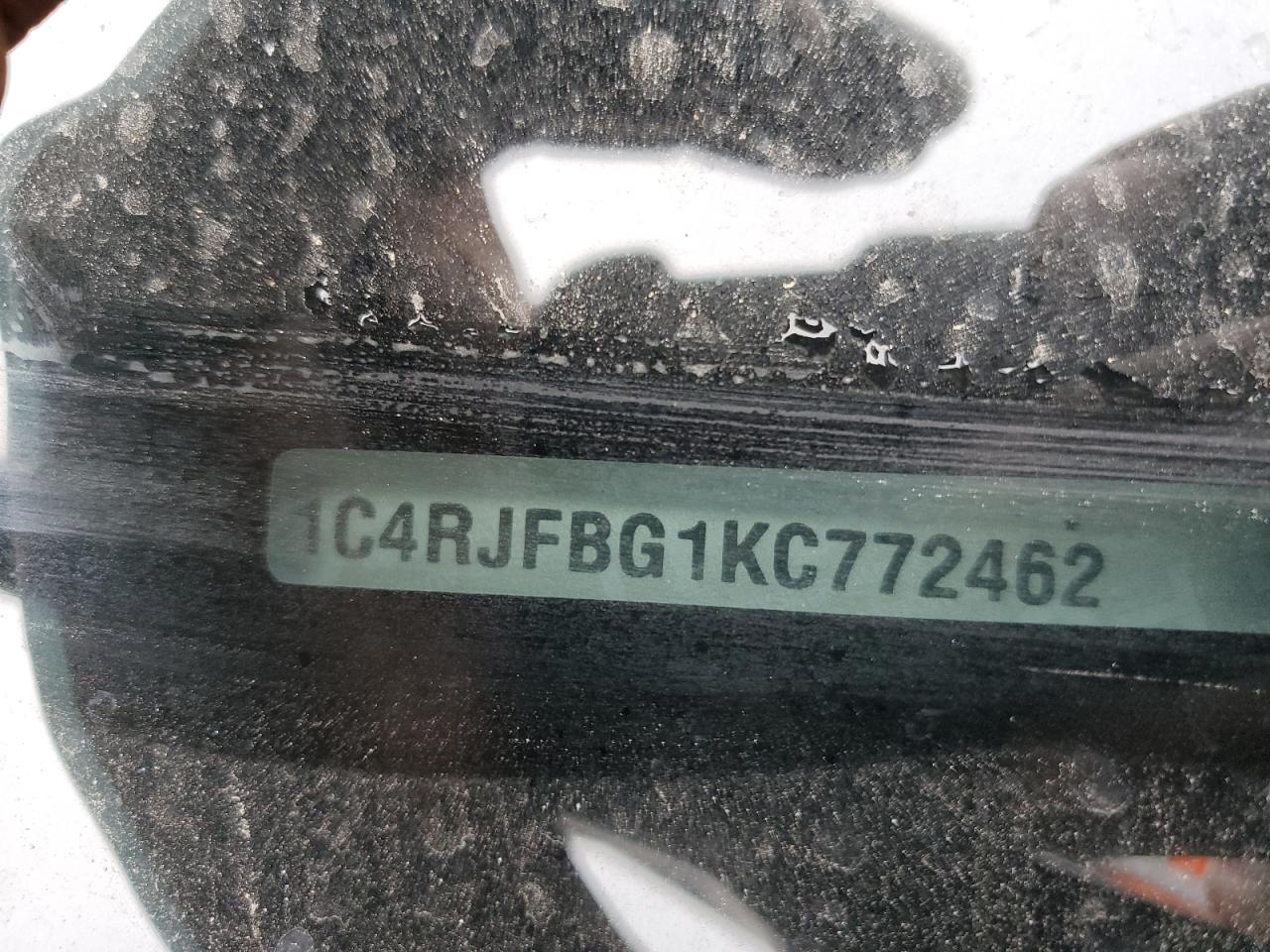 2019 Jeep Grand Cherokee VIN 1C4RJFBG1KC772462 Copart auction photo, undercarriage / side damage thumbnail 15