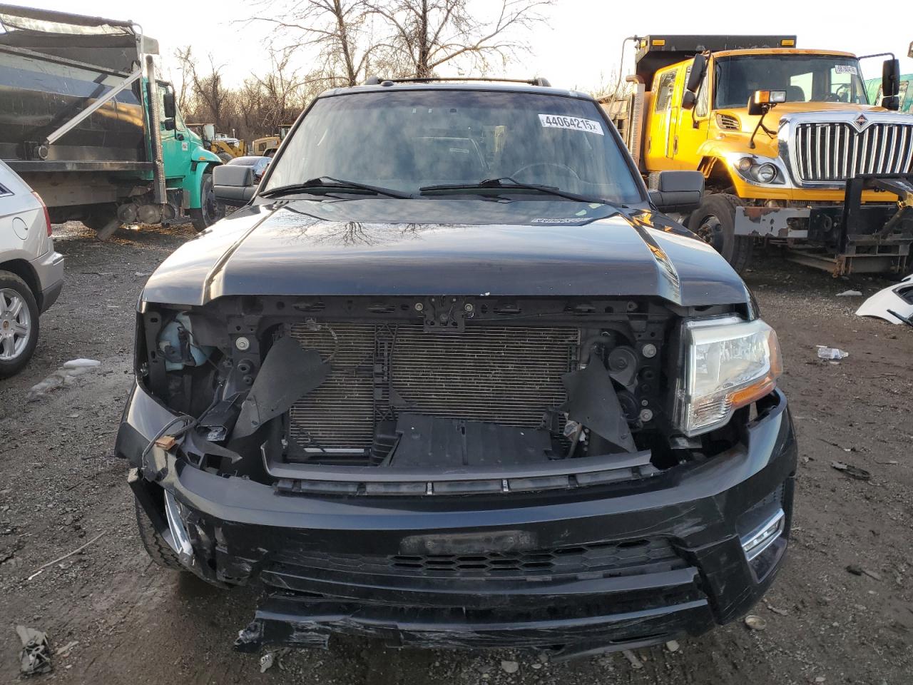 2015 Ford Expedition VIN 1FMJU1JTXFEF44827 Copart auction photo, front end damage thumbnail 5