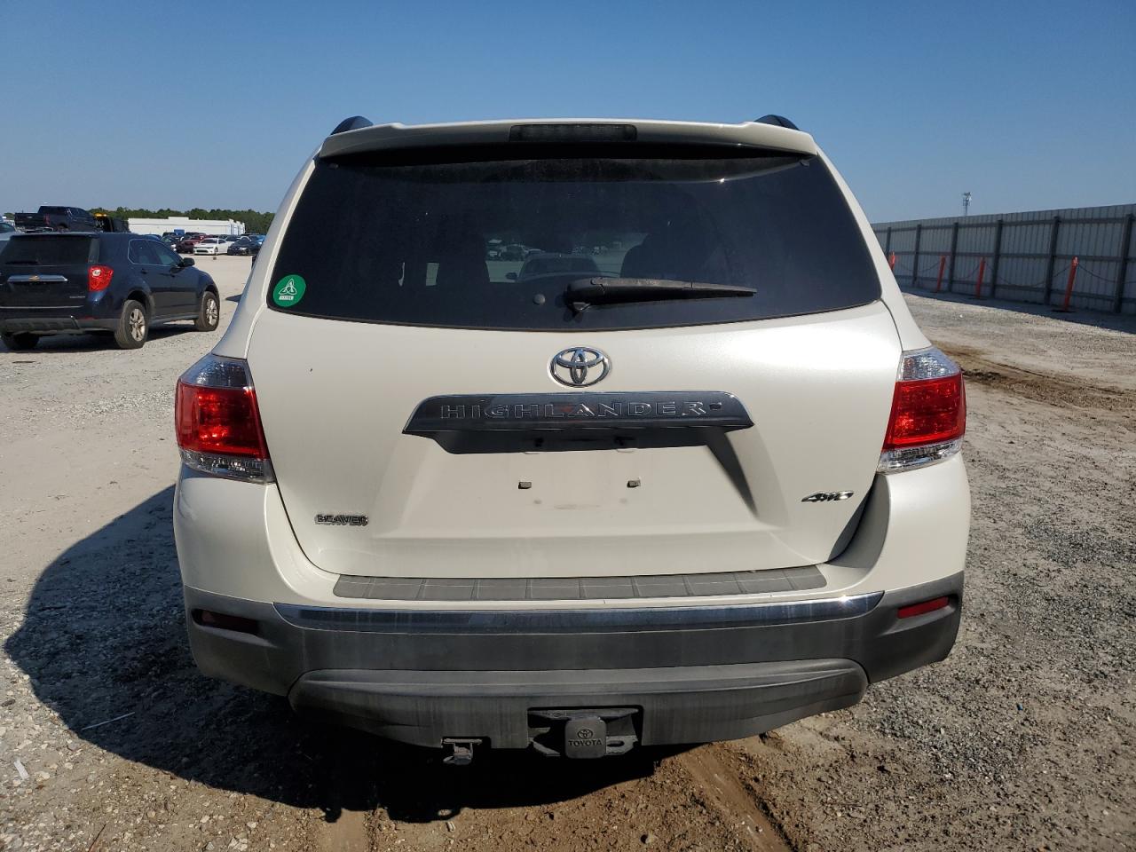 2011 Toyota Highlander VIN 5TDDK3EH0BS046360 Copart auction photo, side damage thumbnail 6