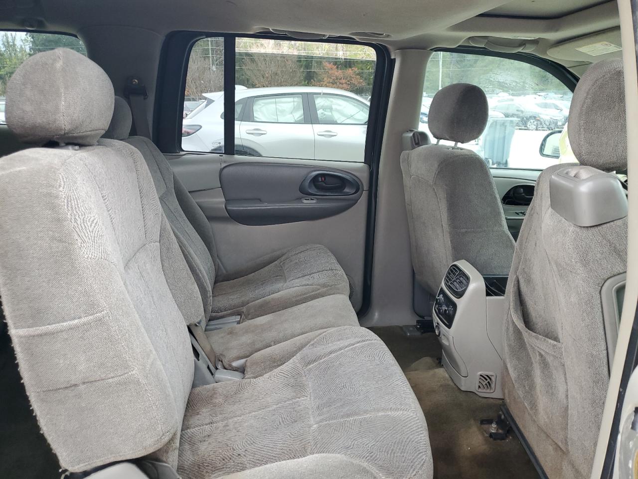 2004 Chevrolet TrailBlazer VIN 1GNES16P546102317 Copart auction photo, front end damage thumbnail 11
