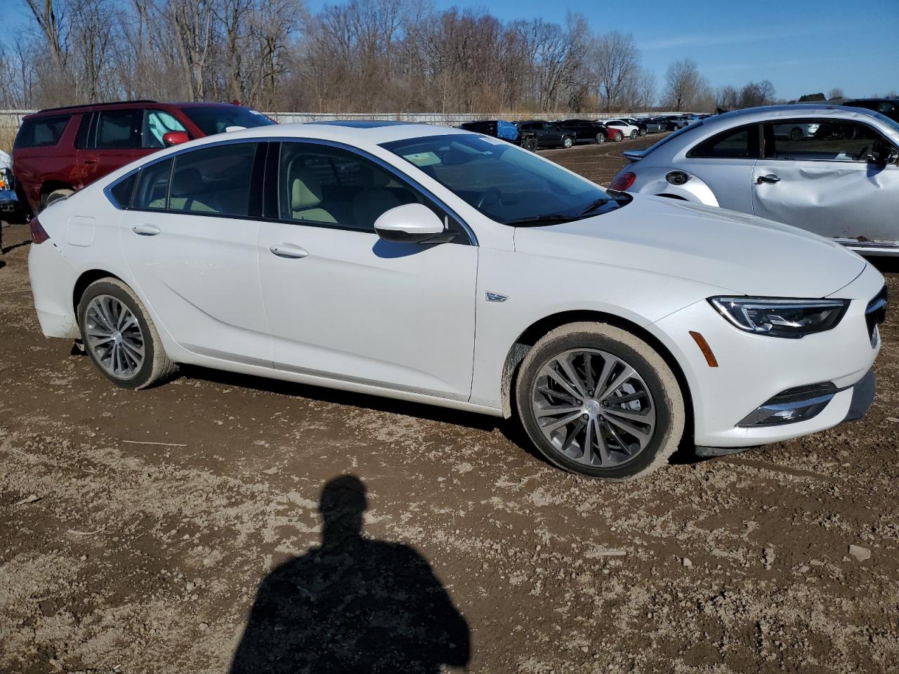 2020 Buick Regal VIN W04GR6SX9L1005868 Copart auction photo, rear end / minor dent/scratches damage thumbnail 4