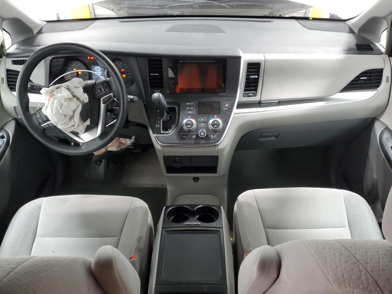 2015 Toyota Sienna VIN 5TDKK3DC0FS566724 Copart auction photo, front end damage thumbnail 8