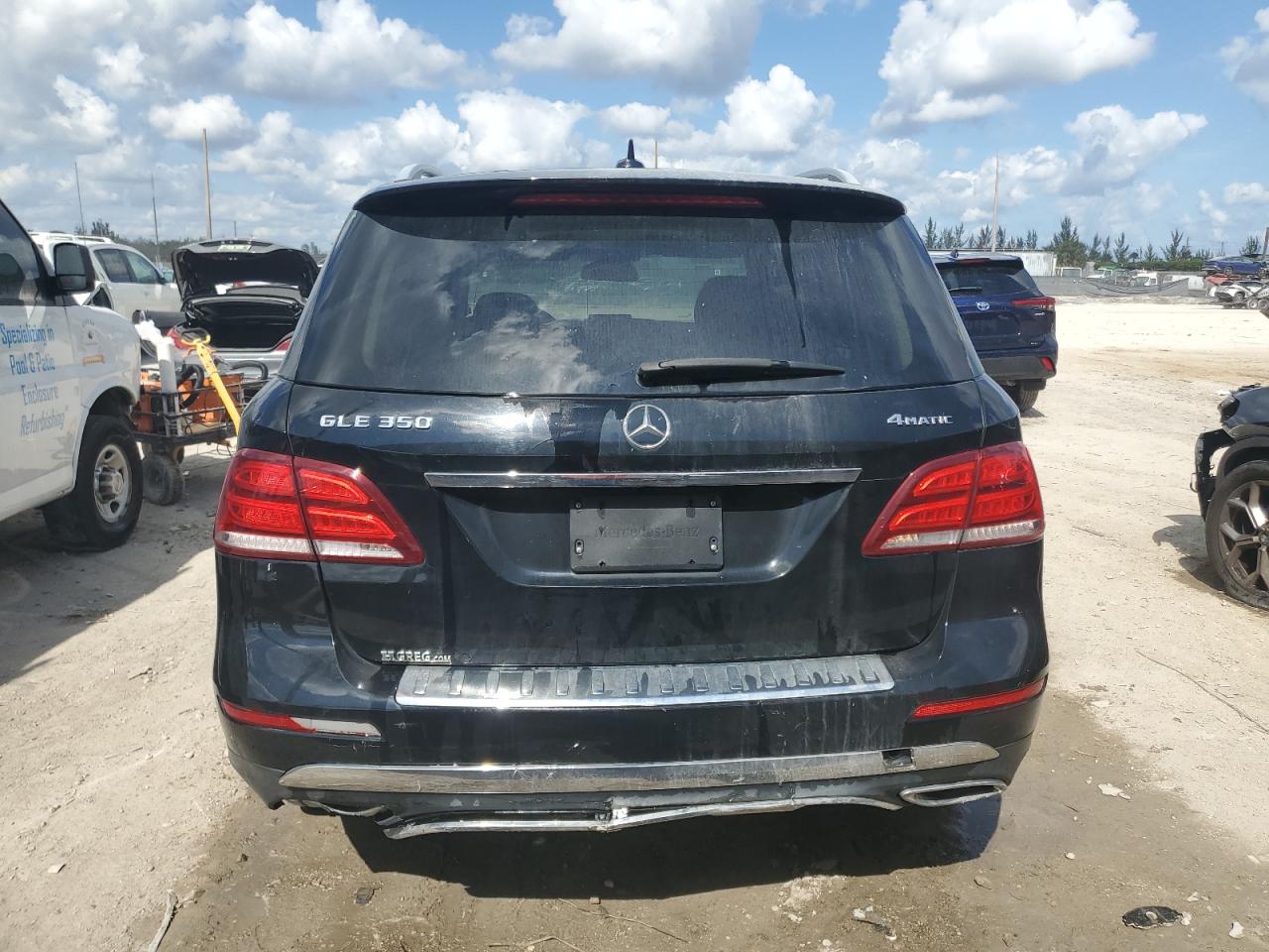 2017 Mercedes-Benz GLE VIN 4JGDA5HB7HA950486 Copart auction photo, front end / minor dent/scratches damage thumbnail 6