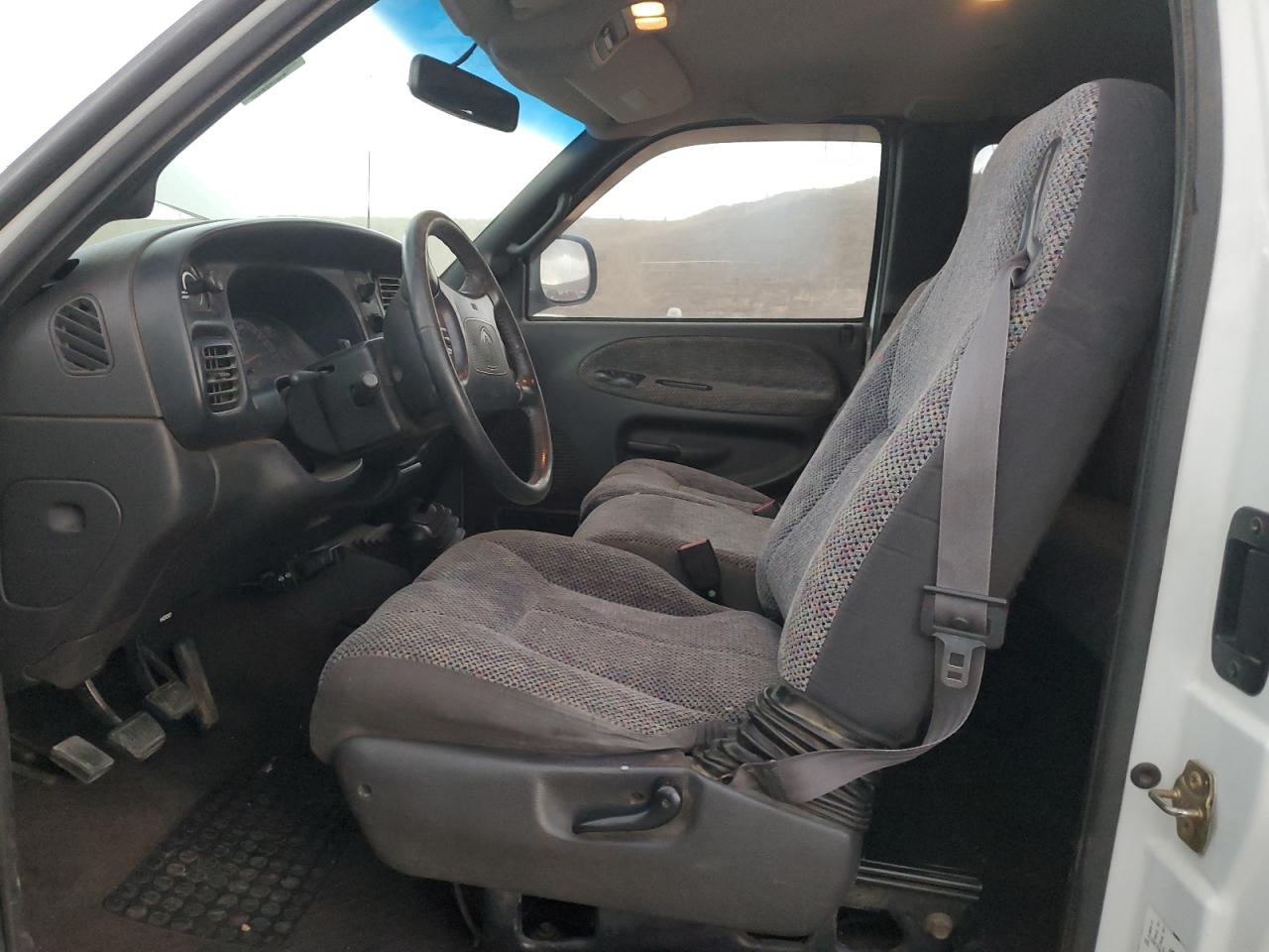 1998 Dodge RAM VIN 1B7KF23W1WJ244472 Copart auction photo, front end damage thumbnail 7