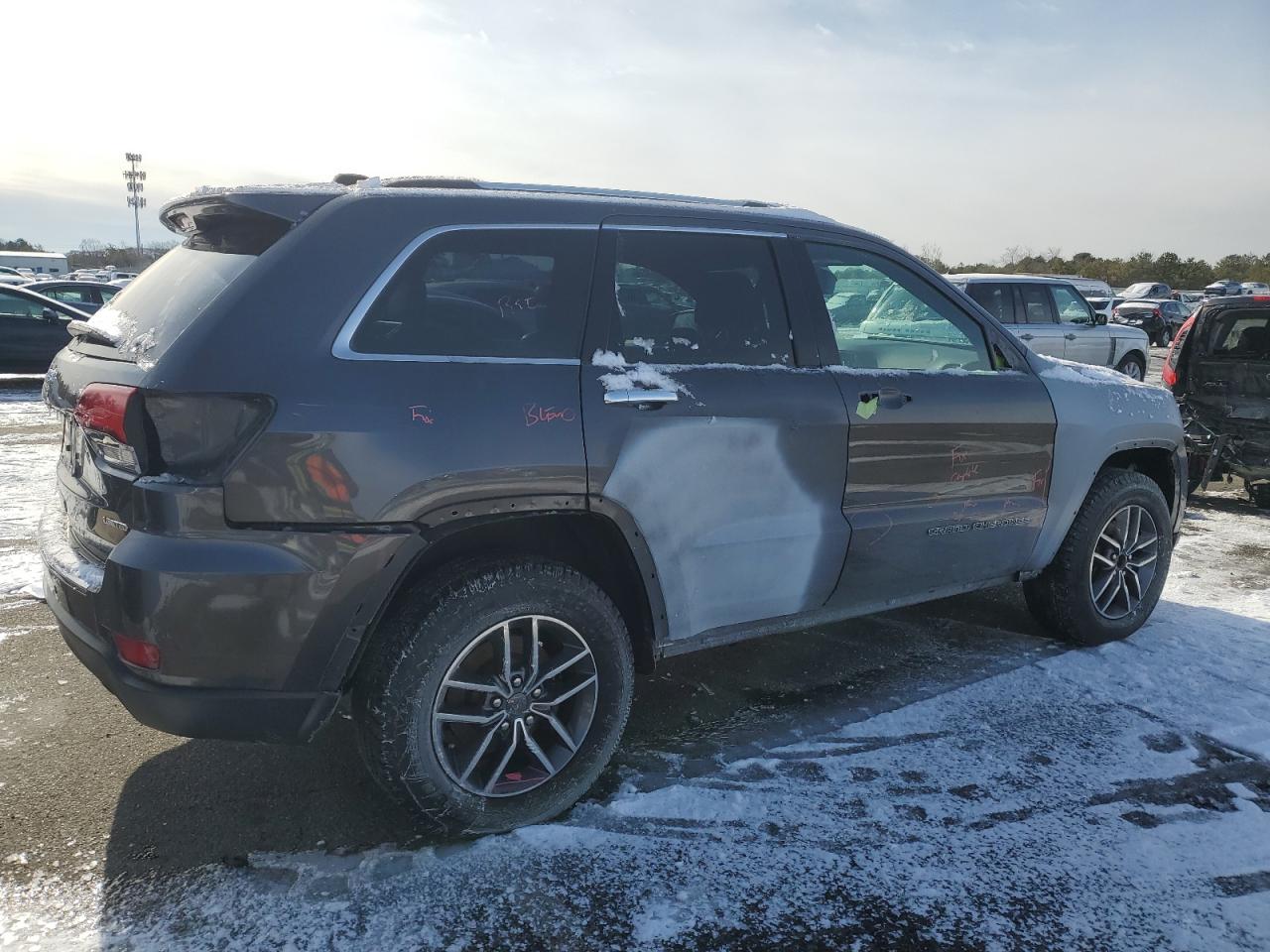 2020 Jeep Grand Cherokee VIN 1C4RJFBG0LC224809 Copart auction photo, front end / side damage thumbnail 3