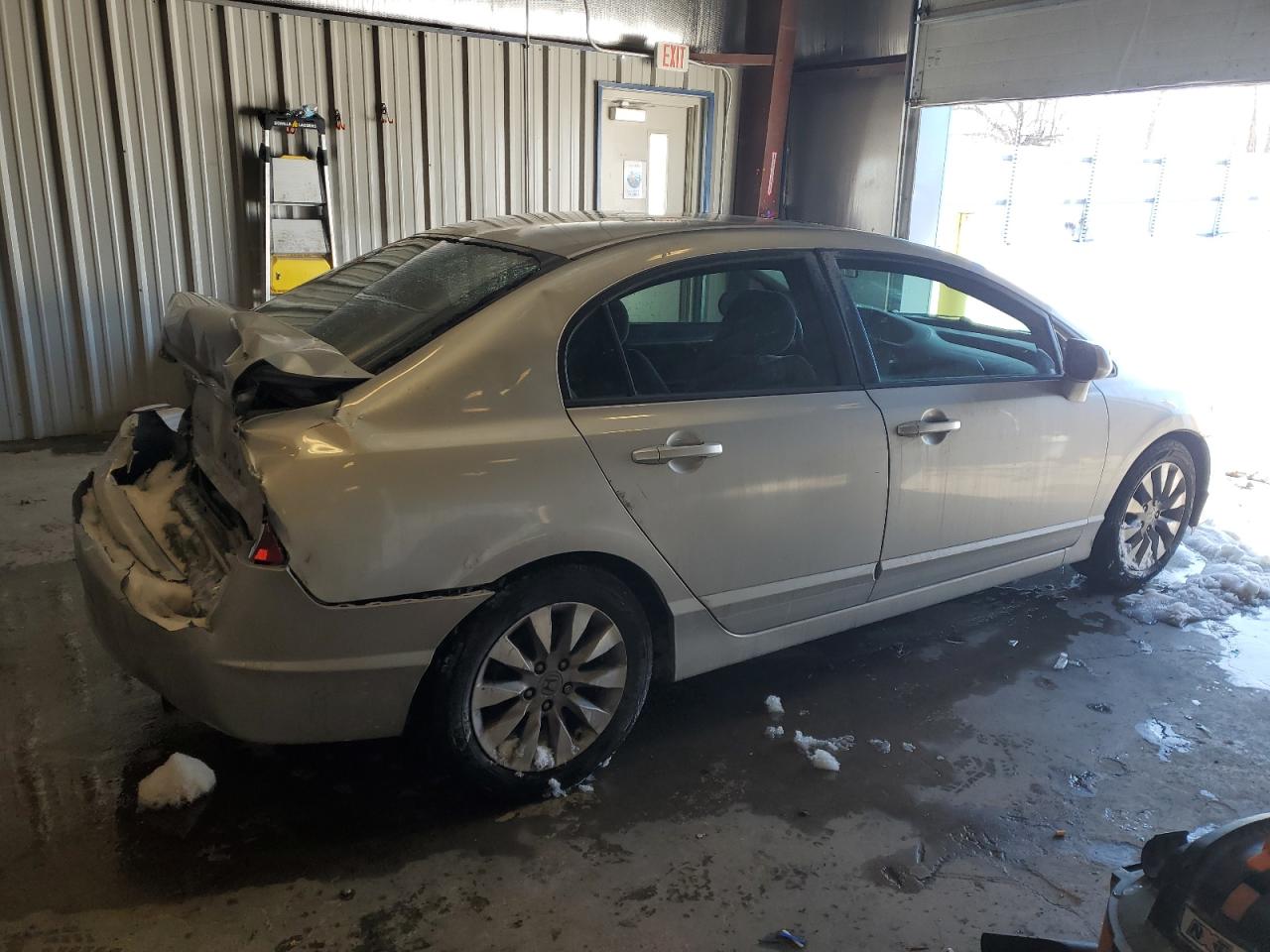 2011 Honda Civic VIN 2HGFA1F84BH501726 Copart auction photo, rear end / top/roof damage thumbnail 3