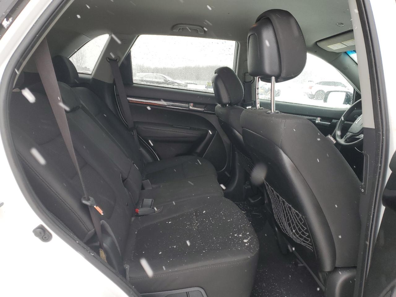 2014 KIA Sorento VIN 5XYKTCA60EG520754 Copart auction photo, undercarriage damage thumbnail 11