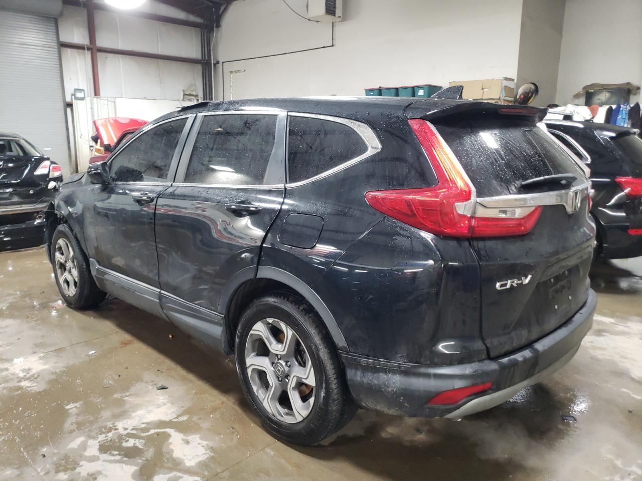2019 Honda CR-V VIN 2HKRW2H83KH676945 Copart auction photo, front end damage thumbnail 2
