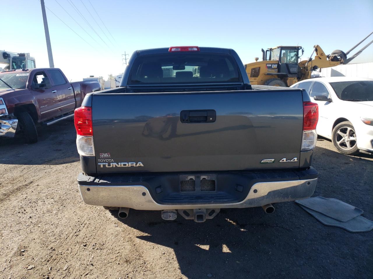 2010 Toyota Tundra VIN 5TFDW5F17AX137698 Copart auction photo, front end / mechanical damage thumbnail 6