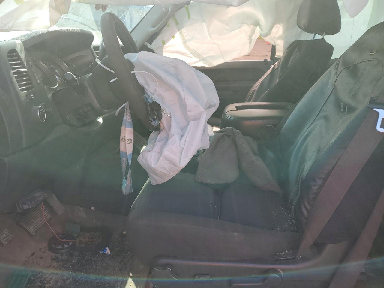 2011 Chevrolet Silverado VIN 1GCRKSE34BZ237525 Copart auction photo, all over damage thumbnail 7