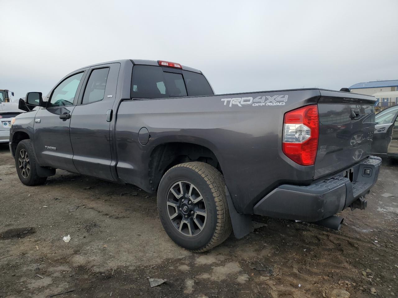 2016 Toyota Tundra VIN 5TFUY5F11GX522547 Copart auction photo, front end damage thumbnail 2