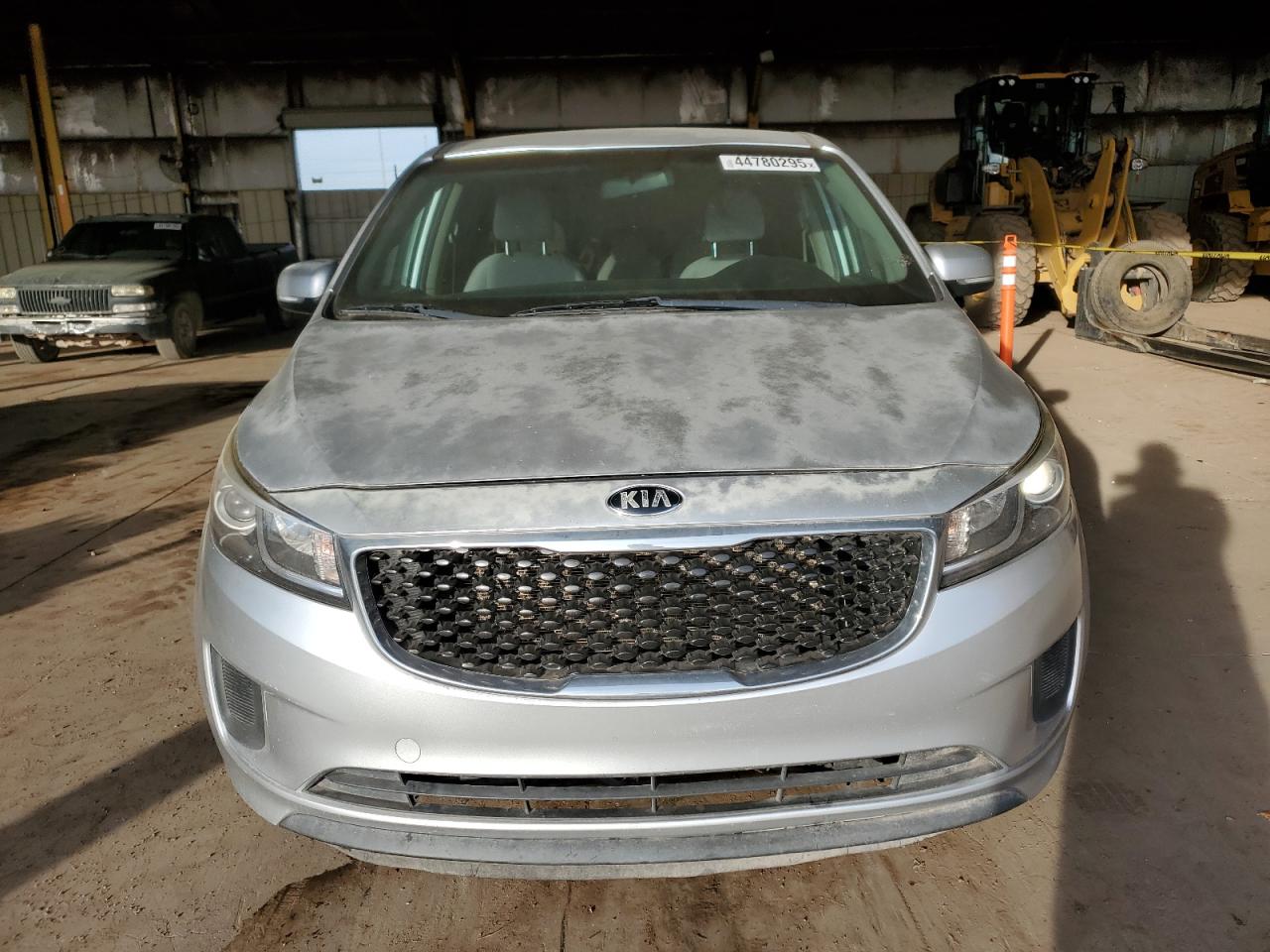 2017 KIA Sedona VIN KNDMB5C11H6233827 Copart auction photo, mechanical / minor dent/scratches damage thumbnail 5