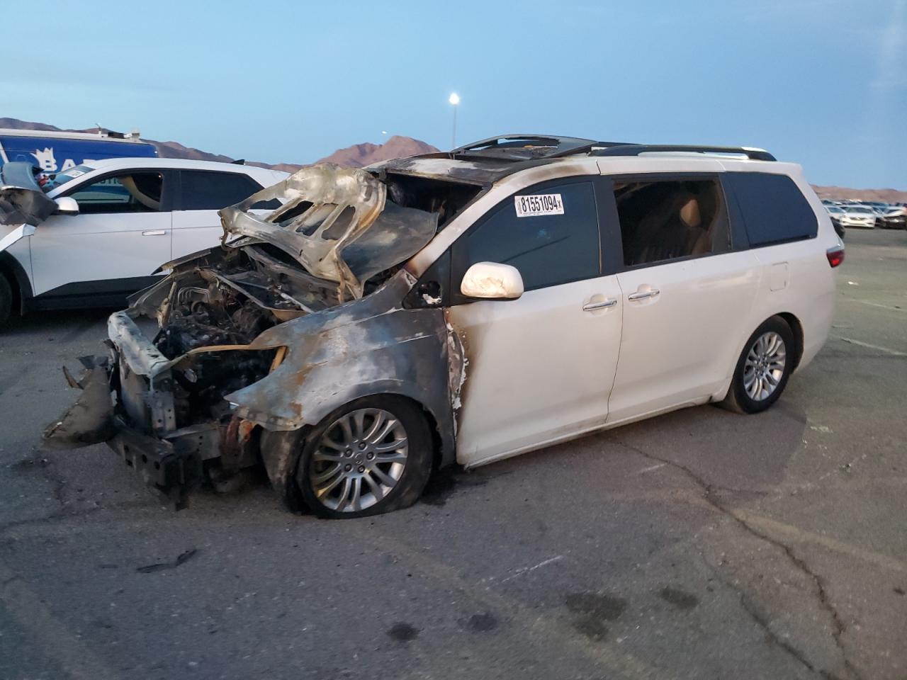 2015 Toyota Sienna VIN 5TDYK3DC3FS646478