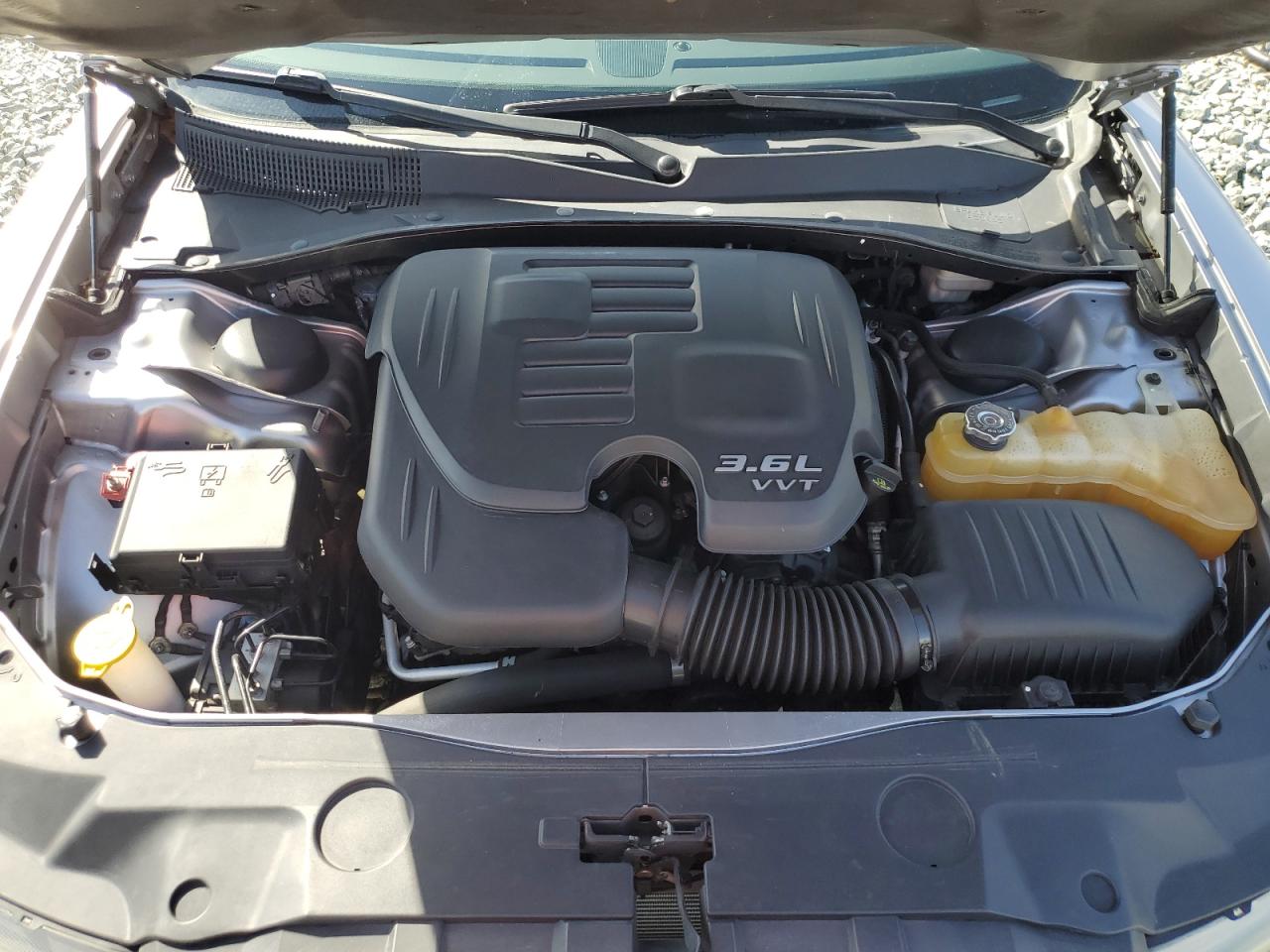 2013 Dodge Charger VIN 2C3CDXBG9DH661455 Copart auction photo, front end / minor dent/scratches damage thumbnail 11