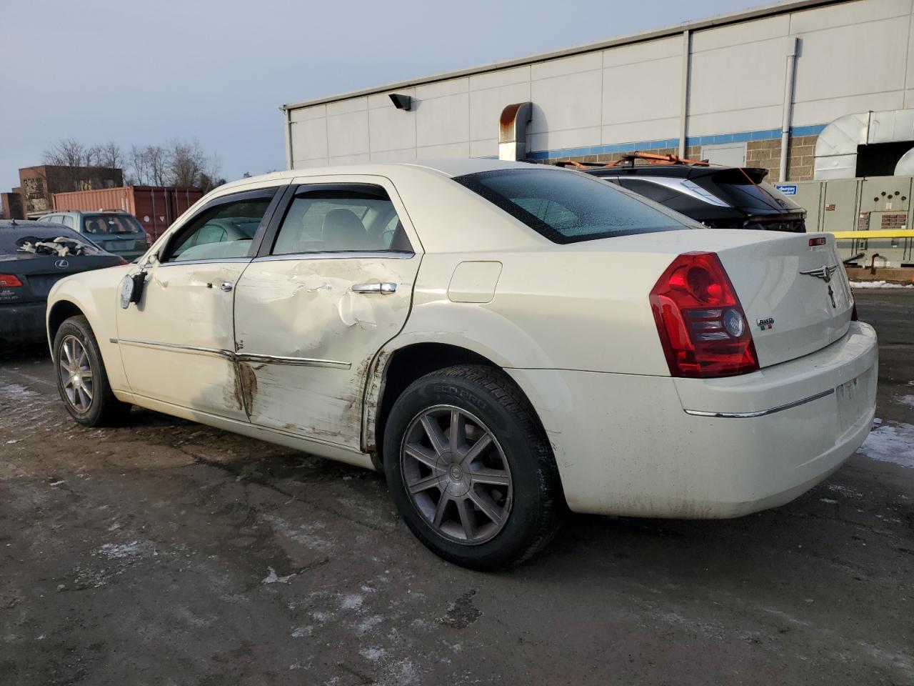 2010 Chrysler 300 VIN 2C3CK5CV4AH331435 Copart auction photo, side / minor dent/scratches damage thumbnail 2