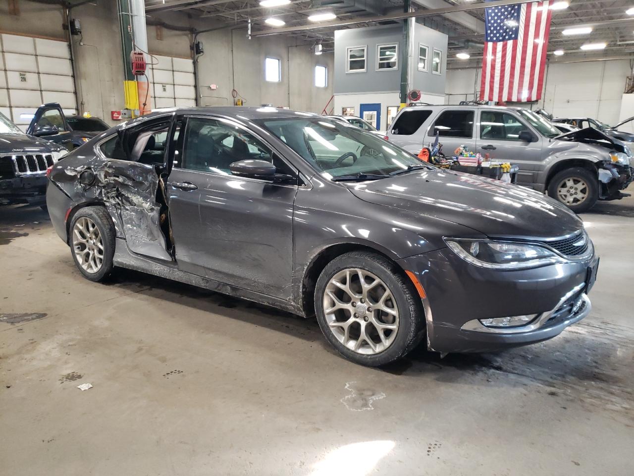2015 Chrysler 200 VIN 1C3CCCEG4FN512727 Copart auction photo, side / rear end damage thumbnail 4