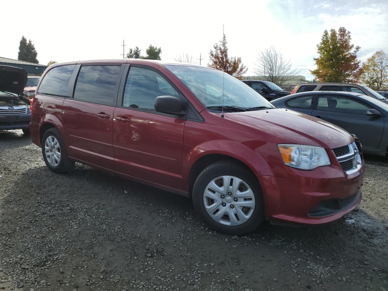 2014 Dodge Caravan VIN 2C4RDGBG8ER433397 Copart auction photo, front end damage thumbnail 4
