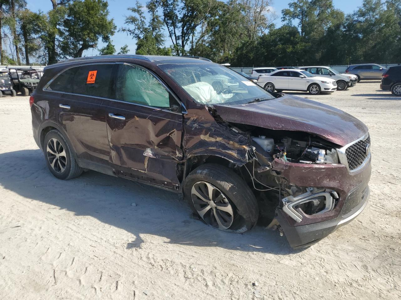 2018 KIA Sorento VIN 5XYPH4A55JG423564 Copart auction photo, front end / side damage thumbnail 4