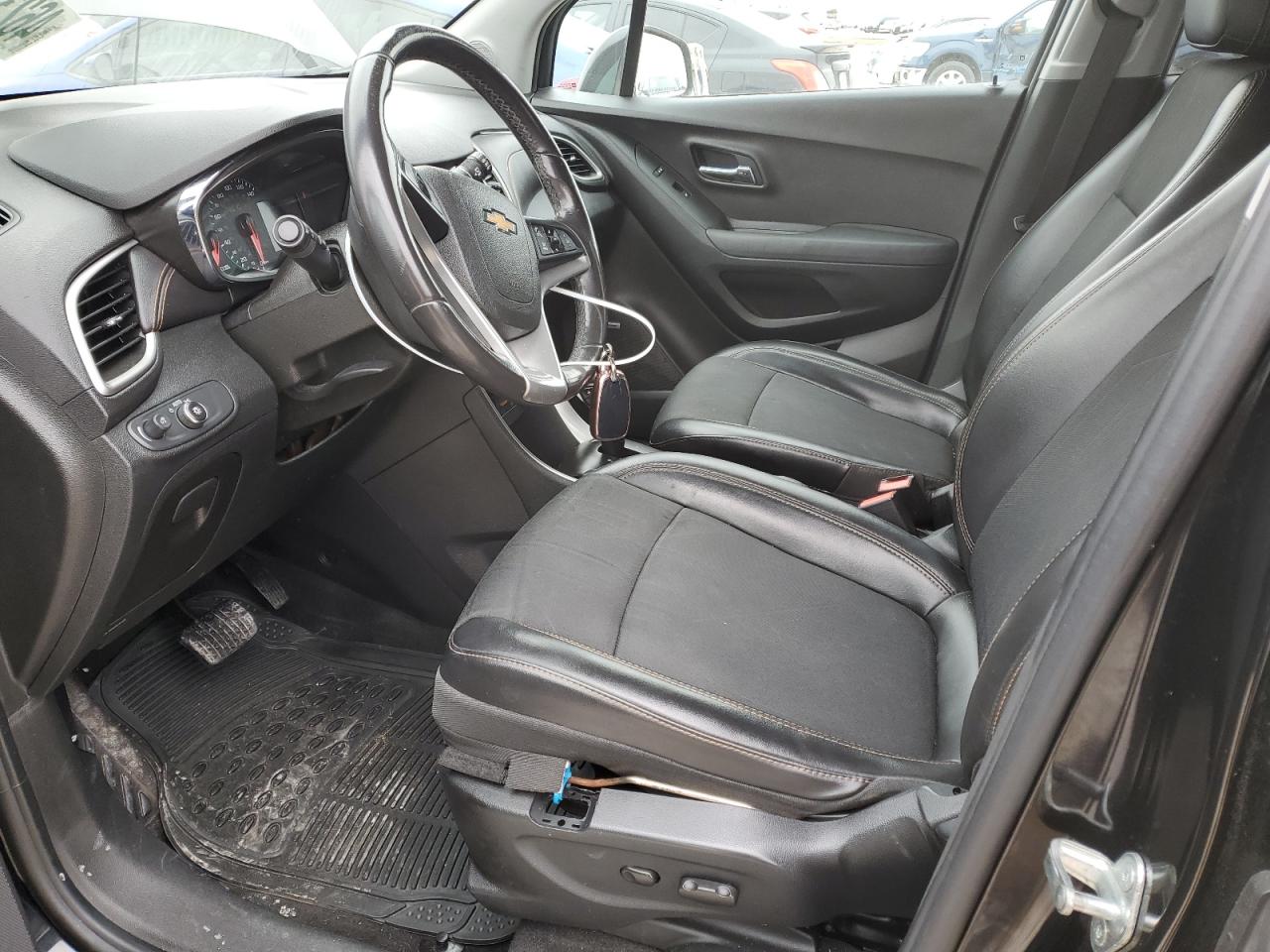 2018 Chevrolet Trax VIN 3GNCJLSBXJL381961 Copart auction photo, side / front end damage thumbnail 7