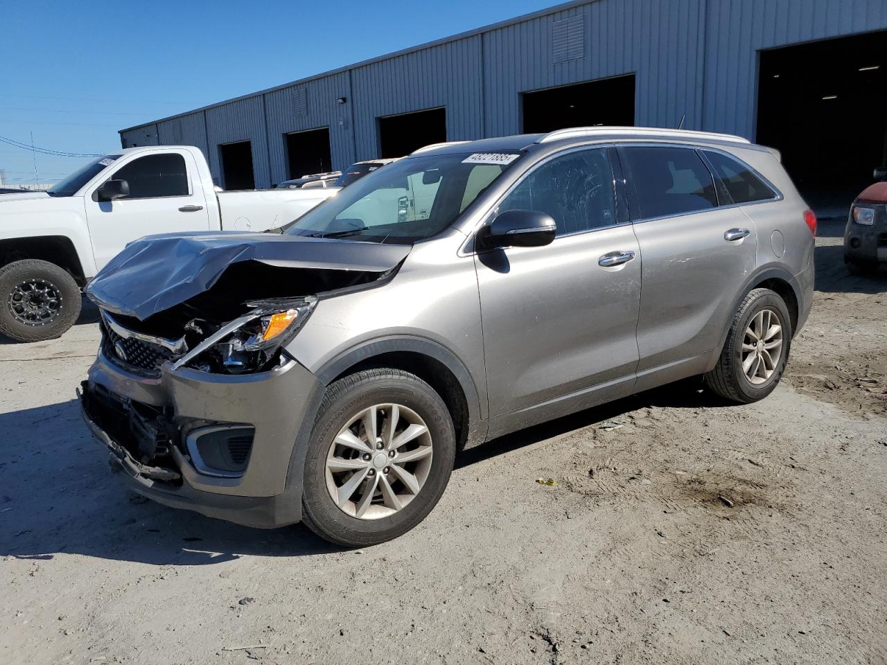 2017 KIA Sorento VIN 5XYPG4A37HG284758