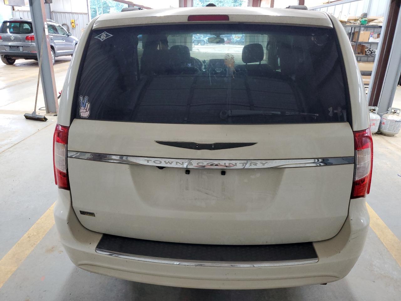 2012 Chrysler Town & Country VIN 2C4RC1BGXCR306471 Copart auction photo, front end / normal wear damage thumbnail 6