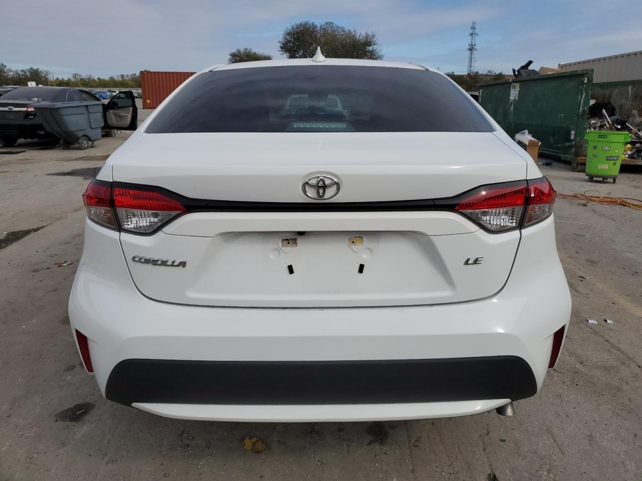2022 Toyota Corolla VIN 5YFEPMAE9NP361212 Copart auction photo, front end / side damage thumbnail 6