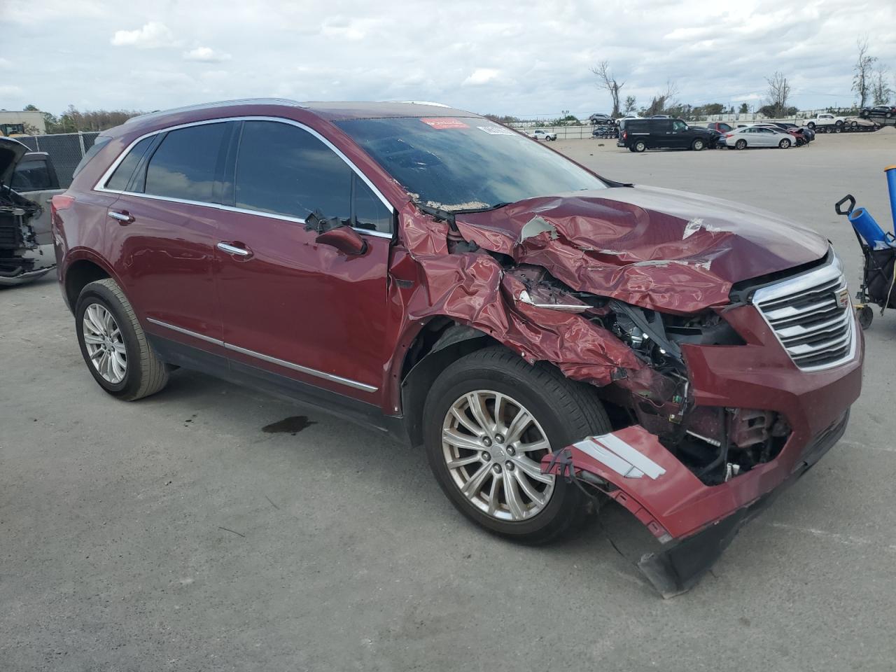 2018 Cadillac XT5 VIN 1GYKNARS0JZ222274 Copart auction photo, front end / side damage thumbnail 4