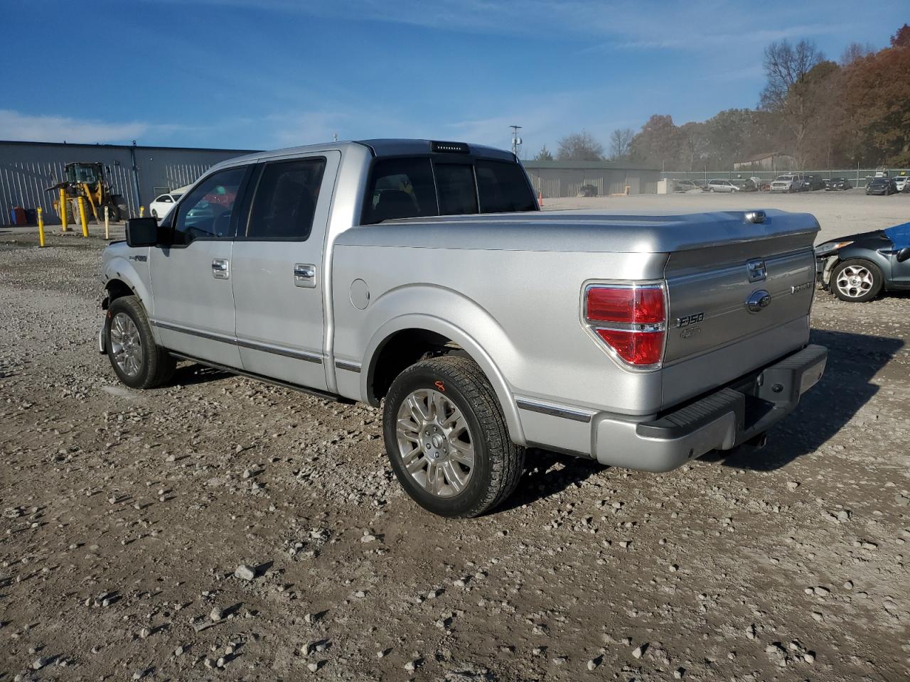 2009 Ford F-150 VIN 1FTPW12V09FA52735 Copart auction photo, front end damage thumbnail 2