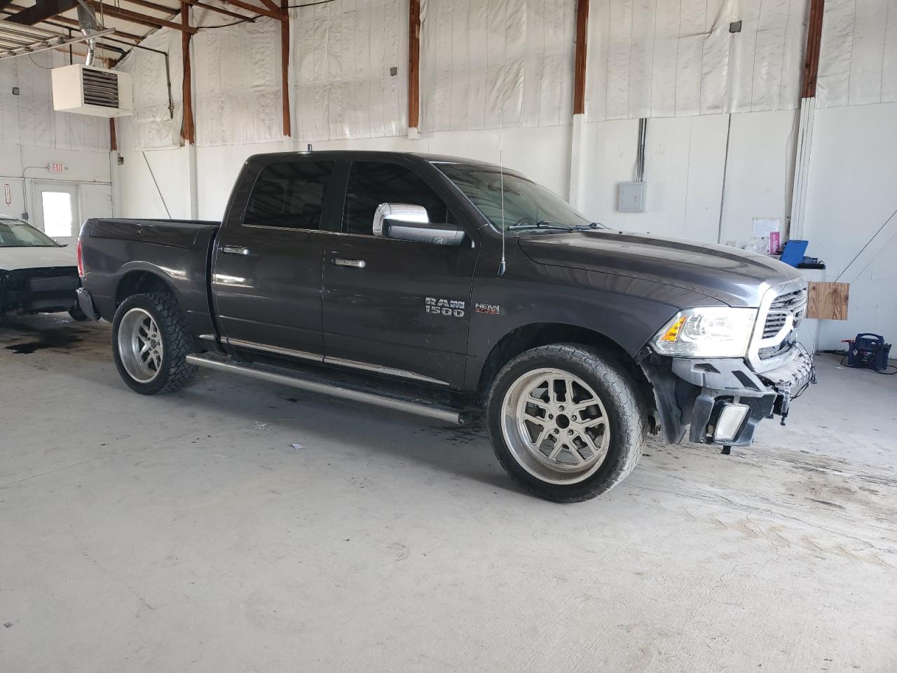2016 RAM 1500 VIN 1C6RR7PT0GS195996 Copart auction photo, front end / frame damage damage thumbnail 4