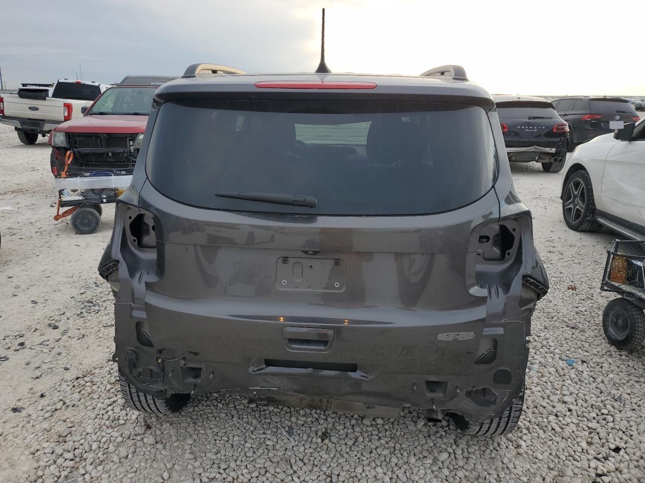2018 Jeep Renegade VIN ZACCJABB4JPJ19029 Copart auction photo, rear end damage thumbnail 6